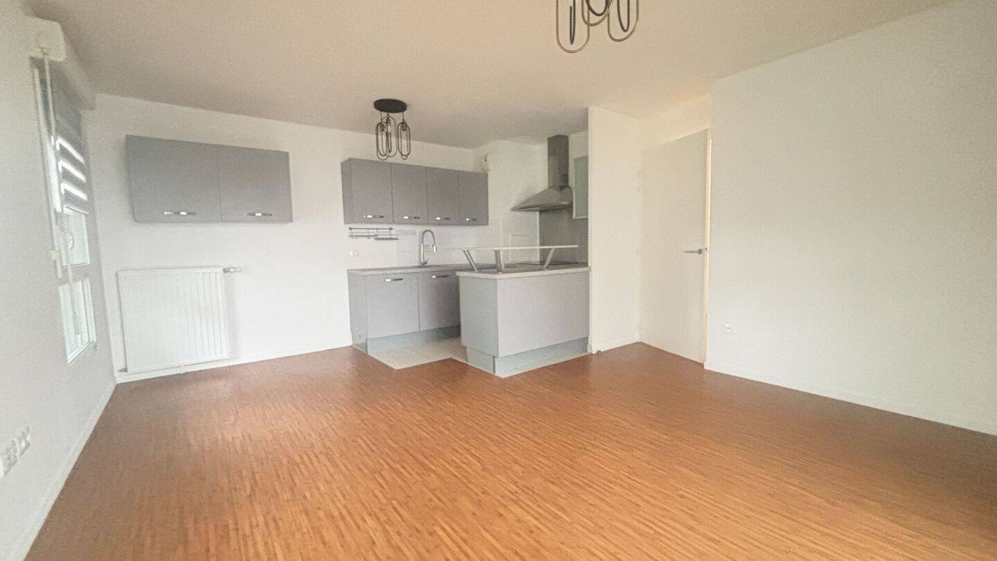 Maison à louer, 62m², COURCOURONNES