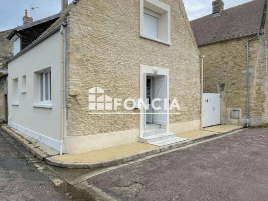 Maison à vendre 310 000 € 5 pièces 4 chambres 85 m² Bernières-sur-Mer 14990