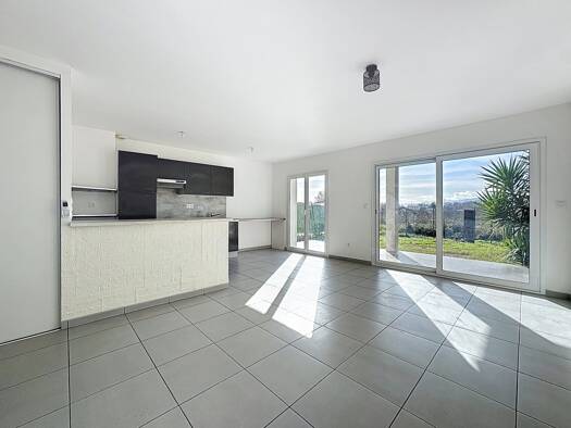 Duplex à vendre 259 000 € 3 pièces 2 chambres 71,5 m² RDC/1 Ghisonaccia 20240