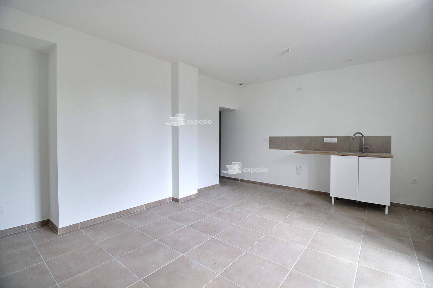 Maison à louer, 63m², SAINT NAZAIRE LES EYMES