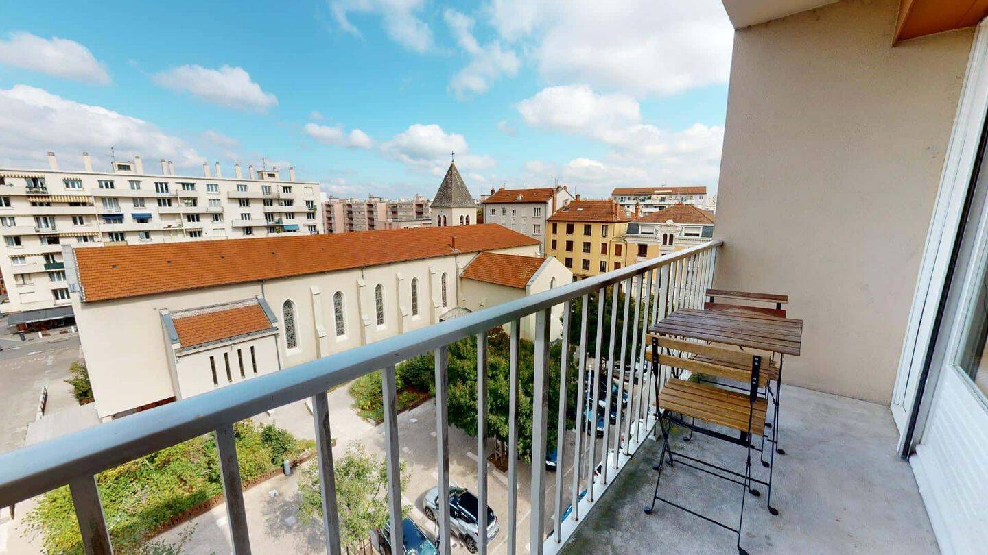 Room in Place Wilson, Villeurbanne for 82 m² with 4 bedrooms - C — 7