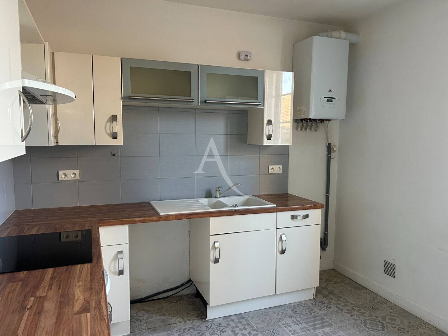 Maison à louer, 47m², ROCHEFORT