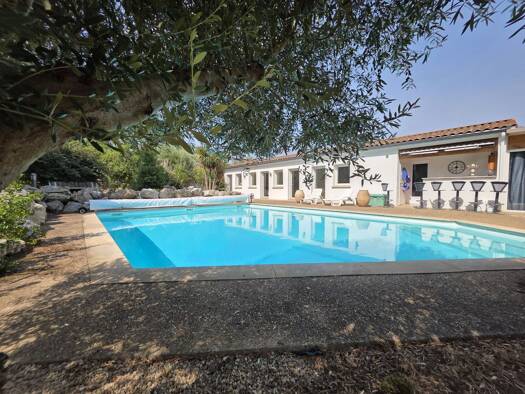 Villa à vendre 425 000 € 9 pièces 7 chambres 286,16 m² 2 965 m² de terrain Saint-Jean-du-Falga 09100