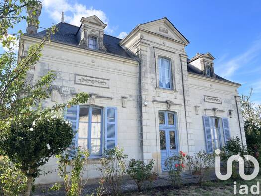Maison à vendre 278 000 € 6 pièces 4 chambres 184 m² 987 m² de terrain Jarzé Villages 49140
