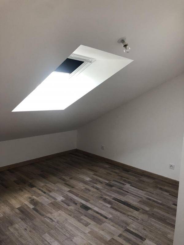 Maison à louer, 63m², NEUVILLE AUX BOIS