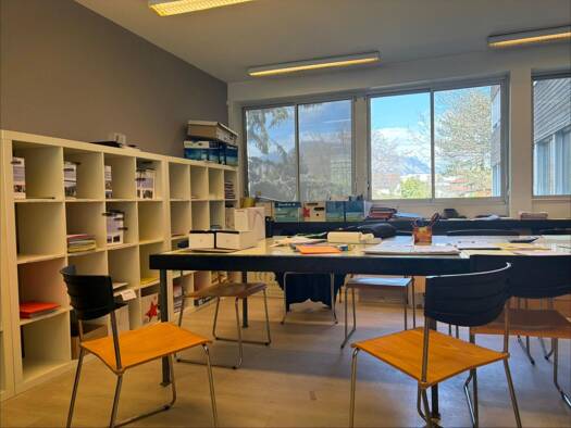 Espace bureau à vendre 575 000 € 466 m² de bureaux divisible jusqu'à 1 m² Grenoble 38100