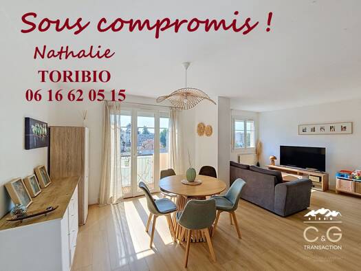 Appartement à vendre 144 450 € 4 pièces 2 chambres 71,45 m² Étage 3/3 Billère 64140