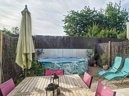 Appartement à vendre 199 900 € 3 pièces 2 chambres 75 m² RDC Bourg Lons 64140