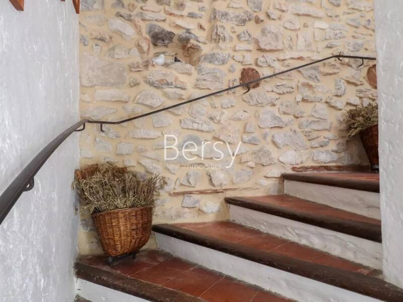 Maison à vendre, 225m², PERNES LES FONTAINES