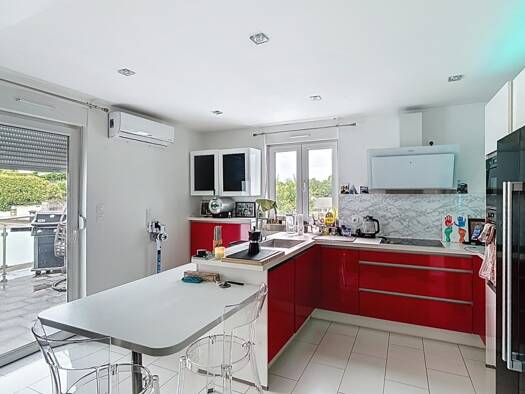 Appartement à vendre 189 000 € 4 pièces 2 chambres 107 m² Étage 1/3 Œting 57600