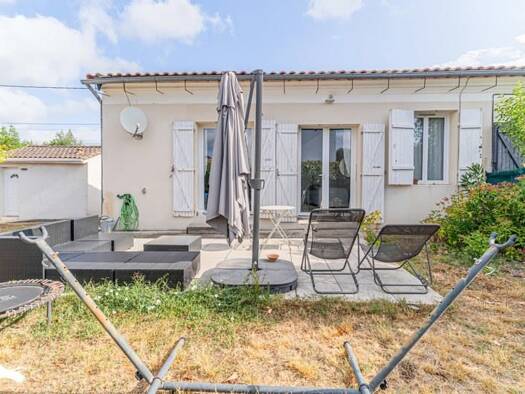 Maison à vendre 283 392 € 3 pièces 2 chambres 85 m² 315 m² de terrain Latresne 33360