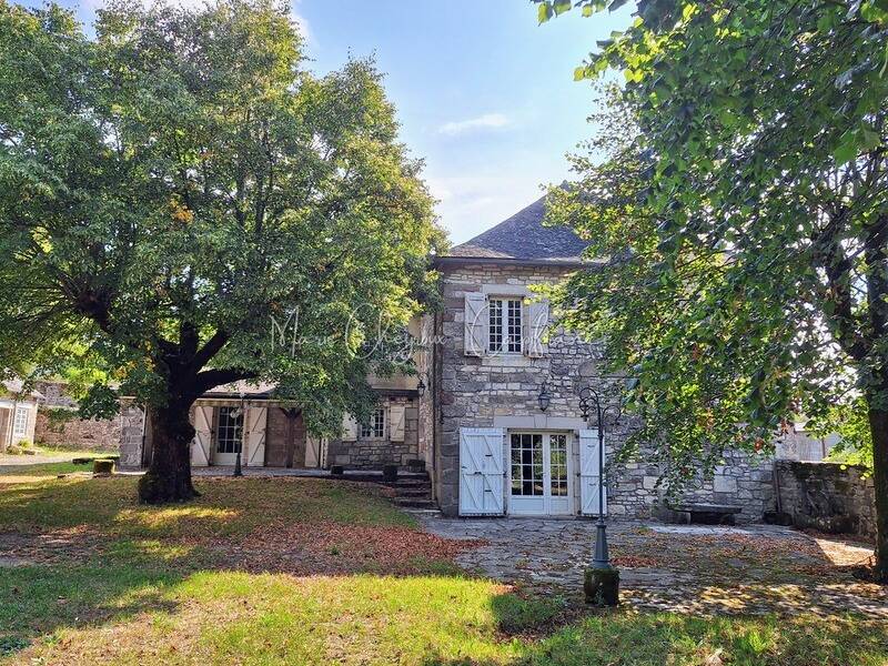 Maison à vendre, 222m², JUGEALS NAZARETH