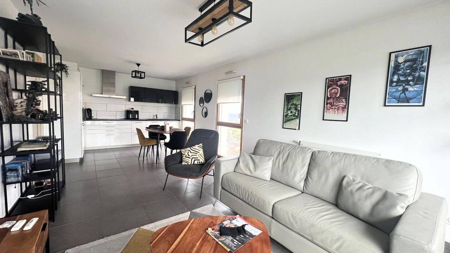 Maison à vendre, 70m², LA TOUR DE SALVAGNY