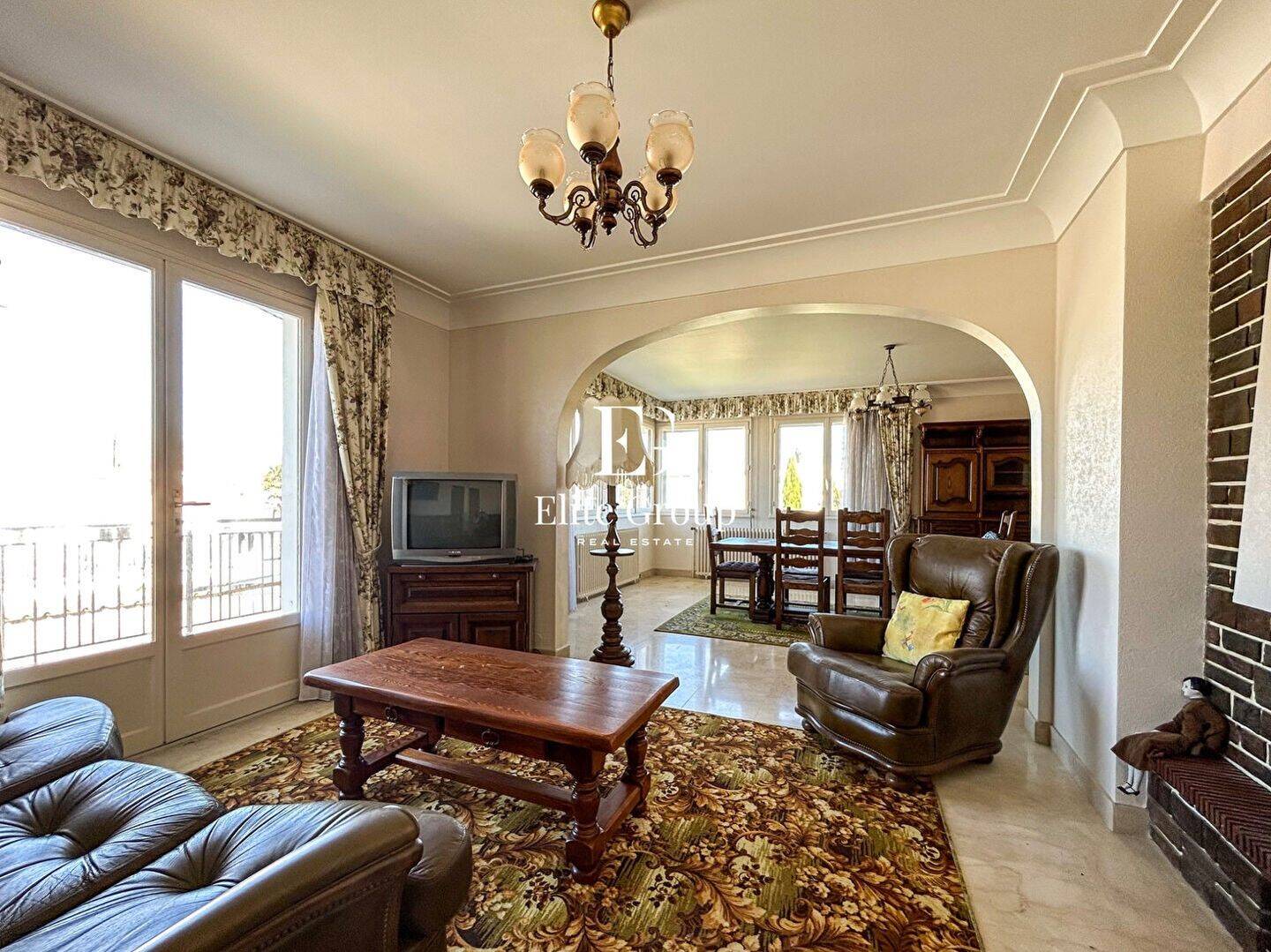 Maison à vendre, 222m², PORT DES BARQUES