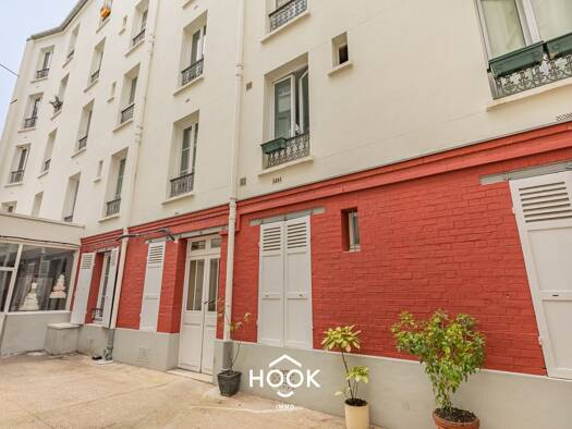 Appartement à vendre 675 000 € 4 pièces 3 chambres 78 m² Étage 1/5 Vaugirard-Parc des Expositions Paris 15ème arrondissement 75015