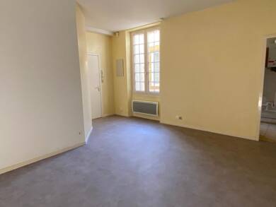 Duplex à louer 492 € 2 pièces 1 chambre 45,8 m² Dernier étage, Étage 2/2 Centre Ville Mont-de-Marsan 40000