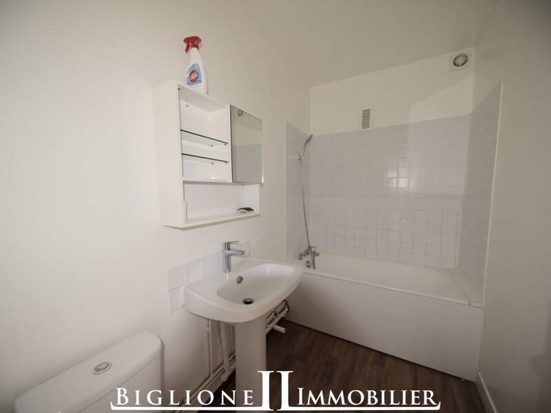 Maison à vendre, 31m², COUBRON