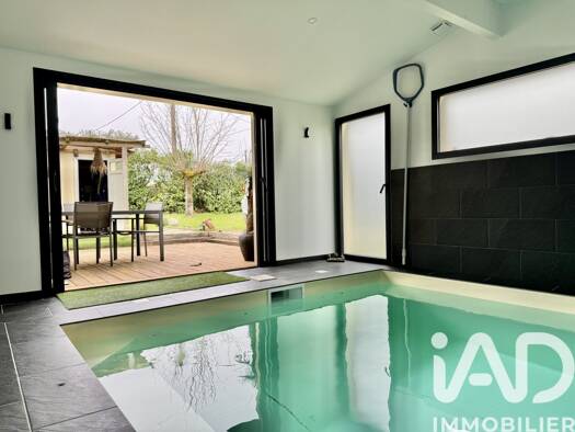 Maison de ville à vendre 364 000 € 5 pièces 4 chambres 100 m² 413 m² de terrain Salles 33770