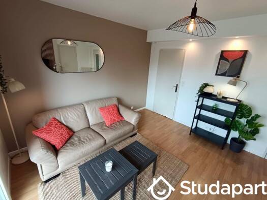 Colocation à louer - logement étudiant 430 € 1 pièce 3 chambres 10 m² 3ème étage Haut Poirier Est Mulhouse 68200