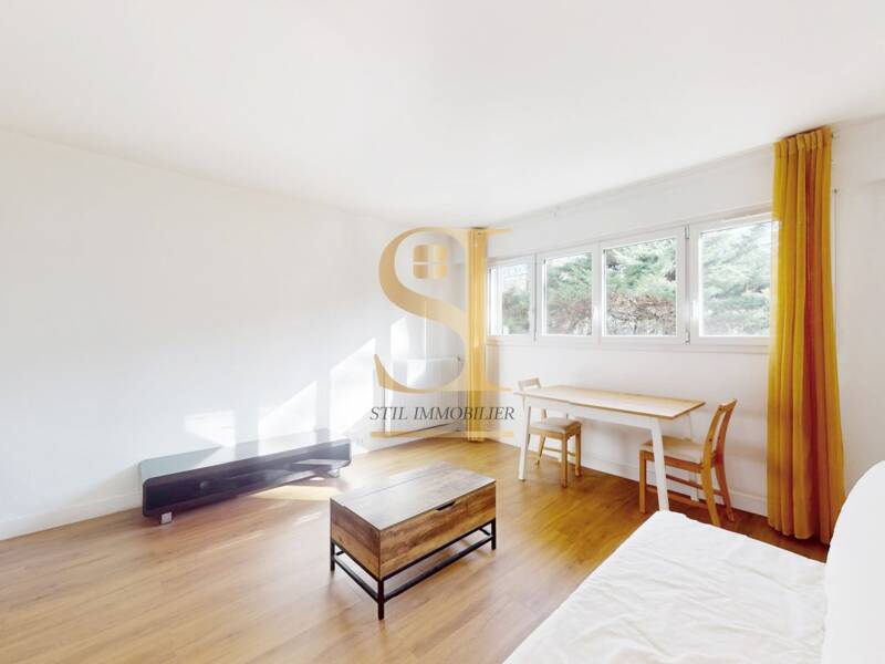 Maison à louer, 23m², EVRY