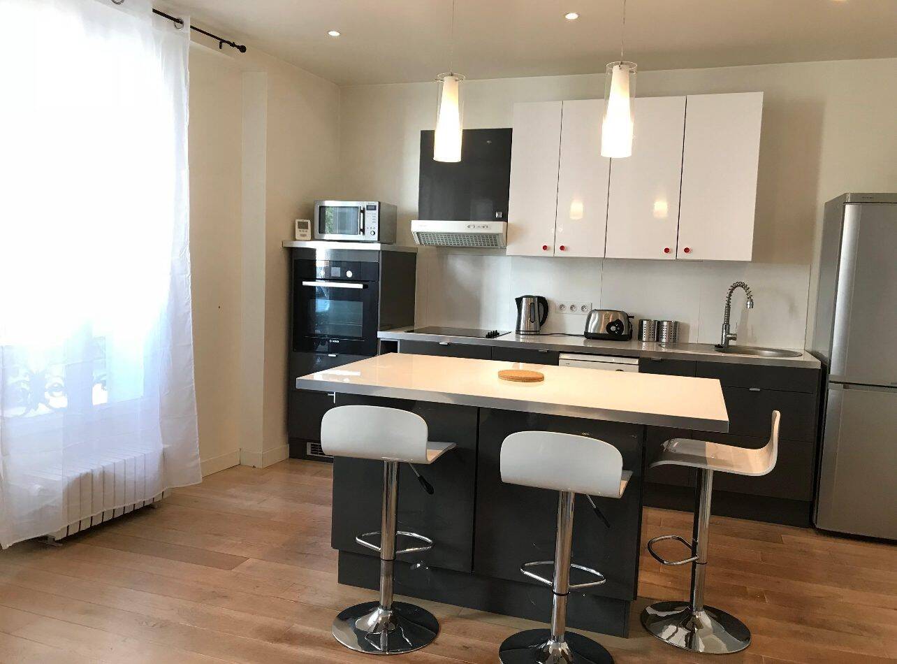 Maison à louer, 48m², COURBEVOIE