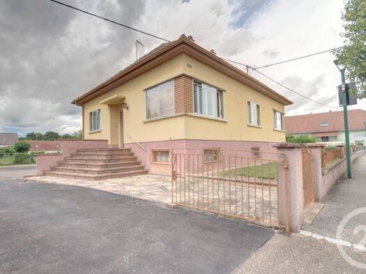 Maison de plain-pied à vendre 279 000 € 4 pièces 2 chambres 97 m² 600 m² de terrain Herbsheim 67230