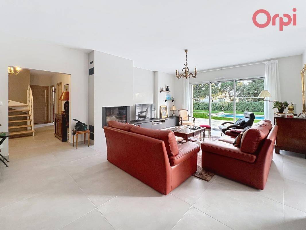 Maison à vendre, 198m², TALMONT SAINT HILAIRE