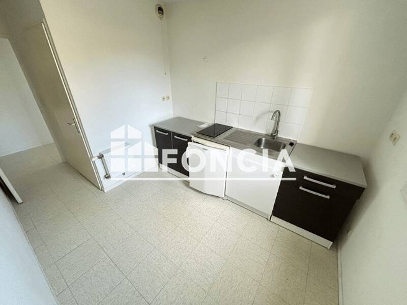 Maison à louer, 50m², GUILHERAND GRANGES