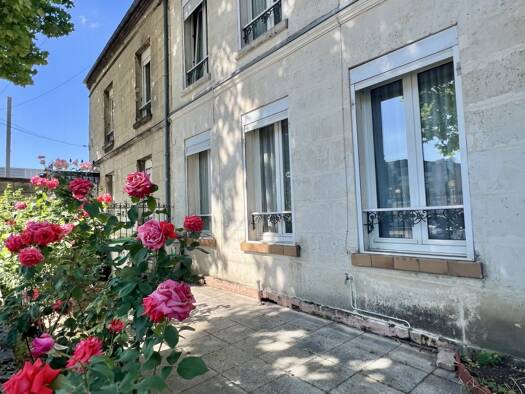 Maison de ville à vendre 185 000 € 7 pièces 3 chambres 130 m² 332 m² de terrain Gare Soissons 02200
