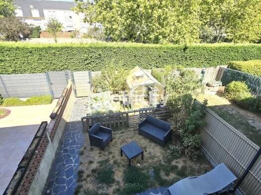 Maison de ville à vendre 295 500 € 4 pièces 3 chambres 85 m² 99 m² de terrain Malmedonne Maurepas 78310