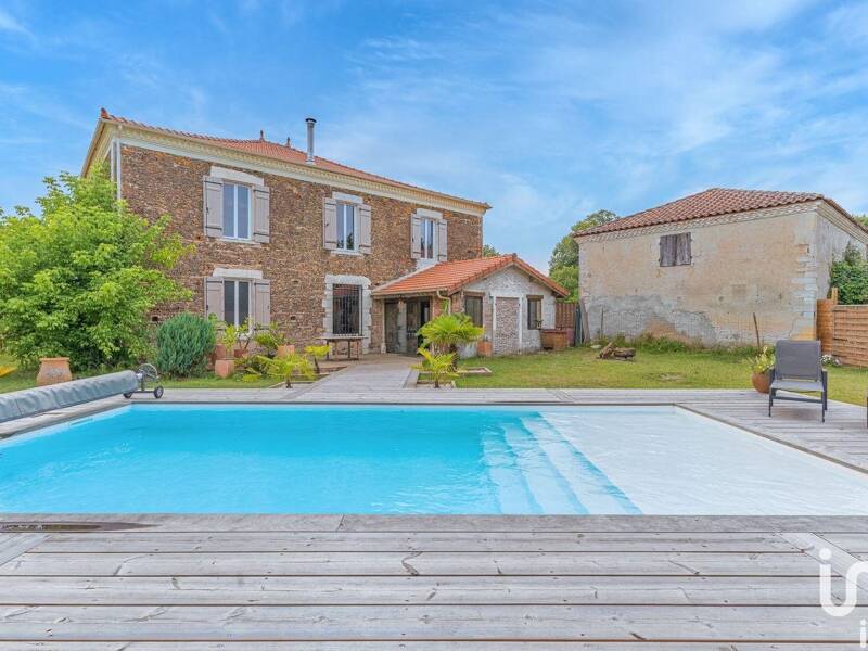 Maison à vendre, 360m², PONTENX LES FORGES