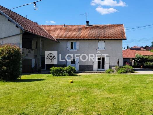 Maison à vendre 389 000 € 7 pièces 3 chambres 142 m² 3 348 m² de terrain Saint-Didier-de-la-Tour 38110