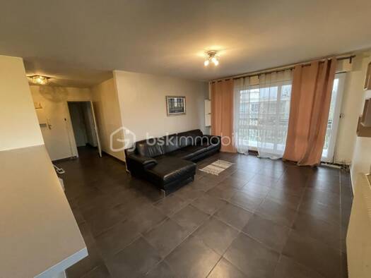 Appartement à vendre 235 000 € 3 pièces 2 chambres 71 m² Étage 5/5 La Prairie Arpajon 91290