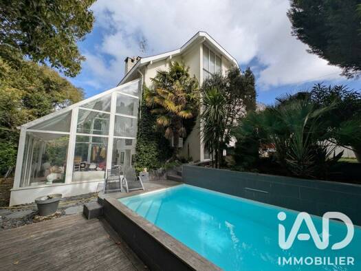 Maison à vendre 997 000 € 8 pièces 5 chambres 280 m² 498 m² de terrain Saint Augustin - Tauzin - Alphonse Dupeux Bordeaux 33000