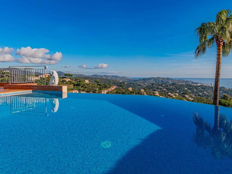 Maison à vendre, 247m², GRIMAUD