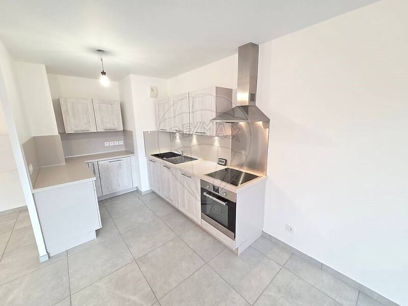 Maison à louer, 71m², JASSANS RIOTTIER