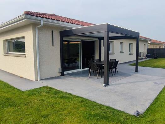 Villa à vendre 295 000 € 5 pièces 4 chambres 111,5 m² 570 m² de terrain Montrevel en Bresse 01340