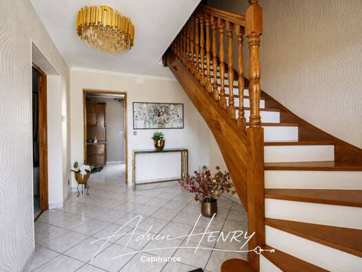 Maison à vendre 609 000 € 6 pièces 4 chambres 159 m² 780 m² de terrain Hussigny-Godbrange 54590