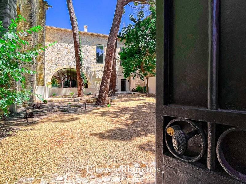Maison à vendre, 238m², NIMES