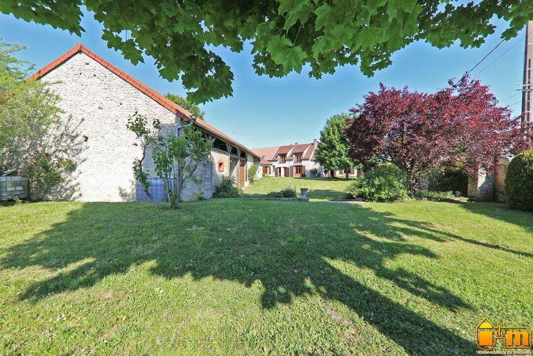 Maison à vendre, 167m², ESTOUCHES