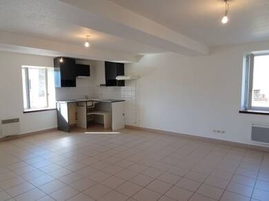 Appartement à louer 565 € 2 pièces 1 chambre 49 m² St Romain de Jalionas 38460