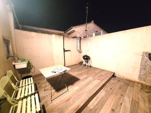 Appartement à vendre 183 500 € 4 pièces 3 chambres 86 m² Étage 3/3 Carpentras 84200