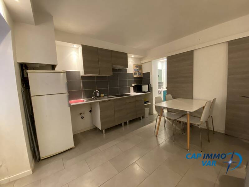 Maison à louer, 25m², LE BEAUSSET