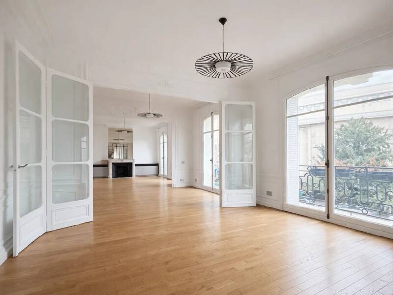 Maison à louer, 209m², PARIS 16E