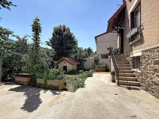 Maison à vendre 629 000 € 5 pièces 3 chambres 116 m² 613 m² de terrain Paul Froment-Huit Mais 1945 Vitry-sur-Seine 94400