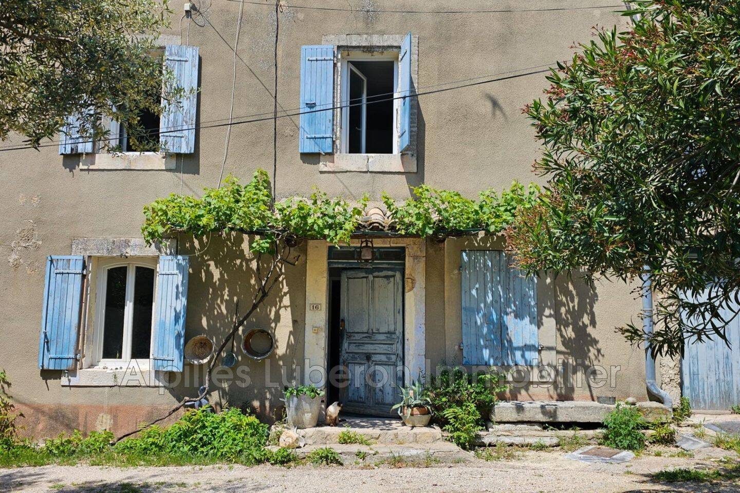 Maison à vendre, 160m², EYGALIERES