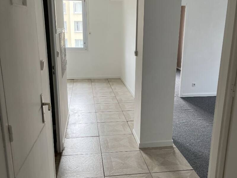 Maison à louer, 68m², LYON 8E