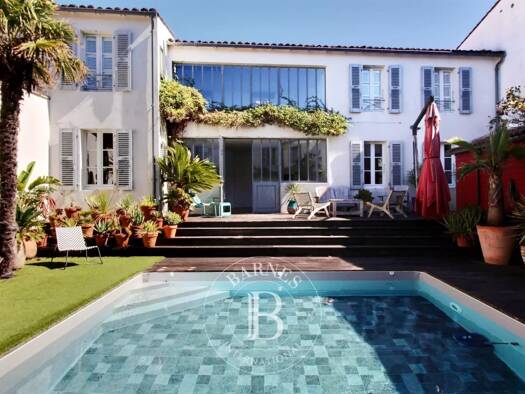 Maison à vendre 1 995 000 € 9 pièces 5 chambres 248 m² Île De Ré Le Bois-Plage-en-Ré 17580
