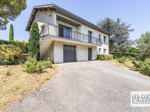 Maison à louer 1 350 € 5 pièces 3 chambres 126,5 m² Brindas 69126