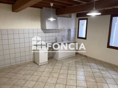 Appartement à louer 440 € 2 pièces 1 chambre 34,8 m² 1er étage Intra Muros Manosque 04100